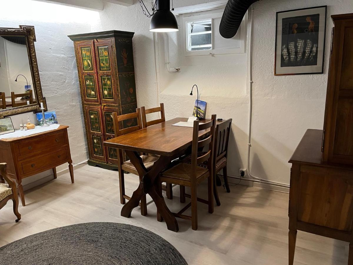 Les Cypres Appartement Vevey Buitenkant foto